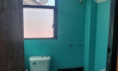 SE VENDE CASA AV. MARATHON , MACUL 3 DORMITORIOS , 2 BAÑOS , ESTACIONAMIENTO