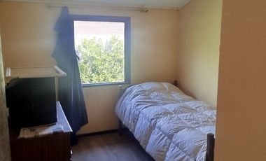 SE VENDE CASA AV. MARATHON , MACUL 3 DORMITORIOS , 2 BAÑOS , ESTACIONAMIENTO