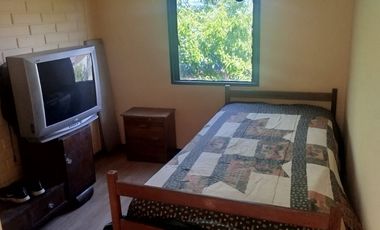 SE VENDE CASA AV. MARATHON , MACUL 3 DORMITORIOS , 2 BAÑOS , ESTACIONAMIENTO