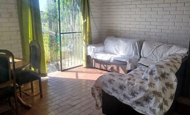 SE VENDE CASA AV. MARATHON , MACUL 3 DORMITORIOS , 2 BAÑOS , ESTACIONAMIENTO