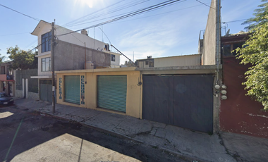 Casa con local comercial en venta en Nueva Unidad Federal Hidalgo, Tlaxcala | 2 recámaras, 2 baños, 1 estacionamiento