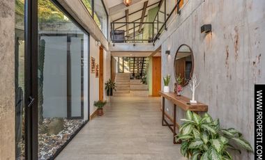 Casa en Arriendo Sector Loma del Escobero - Envigado