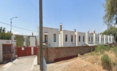 Casa en Remate Bancario!!!  Invierta de manera segura!!!