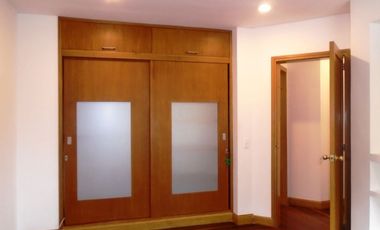 Apartamento en Arriendo en Pinares Alto en unidad cerrada