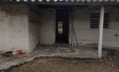 Vendo Casa en Santa Cruz a Precio de Oportunidad