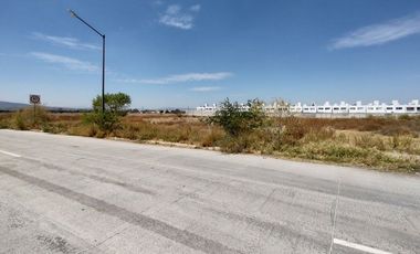 TERRENO COMERCIAL EN RENTA SOBRE AVENIDA TLACOTE