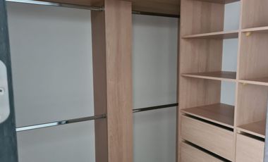 Vendo Promesa Townhouse Con Lindas Vistas, Seguridad 24/7