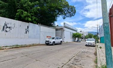 BODEGA EN VENTA CON 1000 M2 DE TERRENO EN 9 SUR PONIENTE