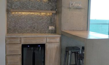 En Playa Salguero - En Arriendo -Apartamento 4 habitaciones 5 baños frente al mar