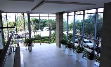 En Playa Salguero - En Arriendo -Apartamento 4 habitaciones 5 baños frente al mar