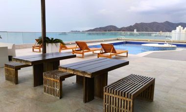 En Playa Salguero - En Arriendo -Apartamento 4 habitaciones 5 baños frente al mar