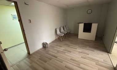 Remodelada, Buena Conectividad, A Pasos Metro Tobalaba