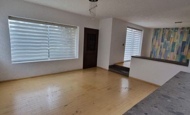 Casa en Renta en Lomas de Memetla