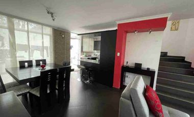 CASA CON TERRAZA DE VENTA EN CONOCOTO VALLE DE LOS CHILLOS