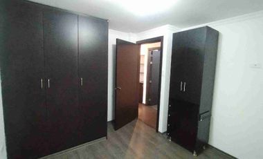 CASA CON TERRAZA DE VENTA EN CONOCOTO VALLE DE LOS CHILLOS