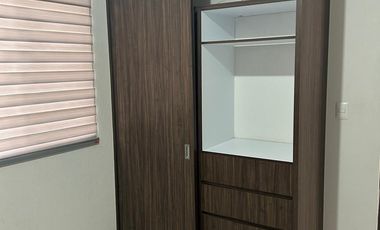 RENTA DEPARTAMENTO DE 2 HABITACIONES EN ZONA SEGURA, TRANQUILA Y EN PLANTA BAJA