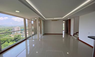 Amplio Apartamento Duplex de 3 Alcobas