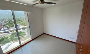 Amplio Apartamento Duplex de 3 Alcobas