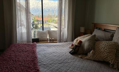 Casa dos pisos condominio Cerrado en venta en La Florida – Av. Perú