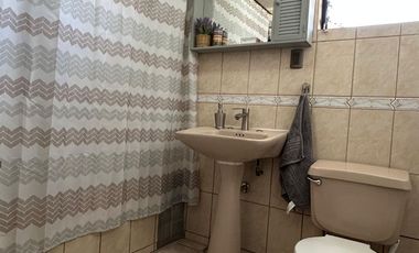 Casa dos pisos condominio Cerrado en venta en La Florida – Av. Perú