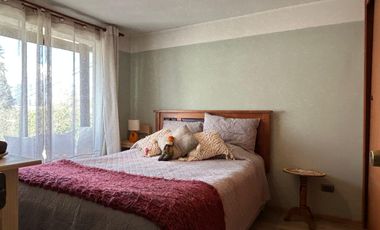 Casa dos pisos condominio Cerrado en venta en La Florida – Av. Perú