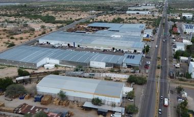 En Venta – Bodega Industrial de 2,000 m² + terreno adjunto de 1,402 mts