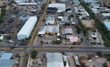 En Venta – Bodega Industrial de 2,000 m² + terreno adjunto de 1,402 mts