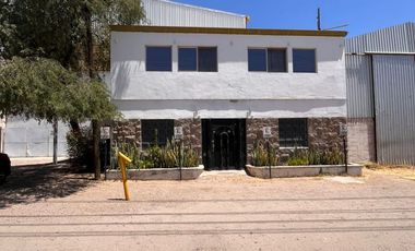 En Venta – Bodega Industrial de 2,000 m² + terreno adjunto de 1,402 mts