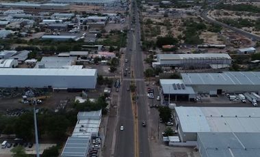 En Venta – Bodega Industrial de 2,000 m² + terreno adjunto de 1,402 mts