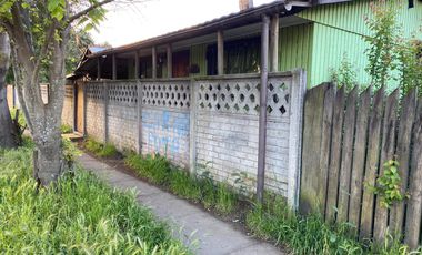 Casa y cabaña - 1.000m2 terreno - Angol