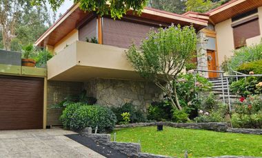 Venta ! Exclusiva casa en Miraflores bajo.