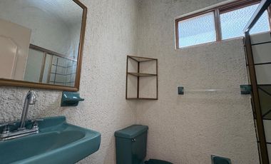 Bonito departamento en renta AMUEBLADO, por el cerro del Tesoro