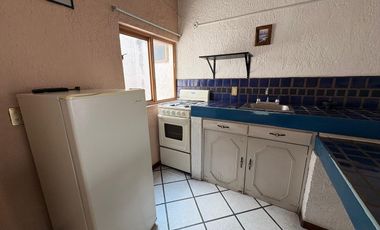 Bonito departamento en renta AMUEBLADO, por el cerro del Tesoro