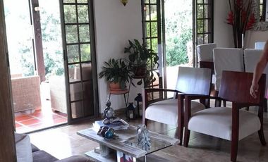 Casa Campestre para el Arriendo y Venta en unidad cerrada ubicada en Cerritos