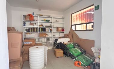 En Venta oficina + almacen + Tejaban de trabajo en Col. San Benito, Hermosillo, Sonora.