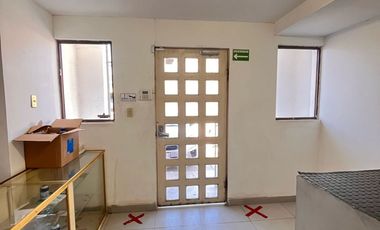 En Venta oficina + almacen + Tejaban de trabajo en Col. San Benito, Hermosillo, Sonora.