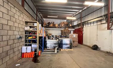 En Venta oficina + almacen + Tejaban de trabajo en Col. San Benito, Hermosillo, Sonora.