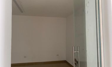 ARRIENDO AMPLIA CASA COMERCIAL EN SAN FRANCISCO