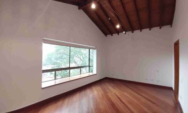 Casa en venta en Envigado, sector Benedictinos