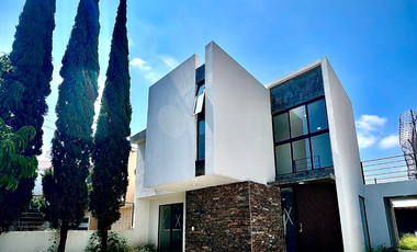 CASA EN VENTA JARDINES DE SANTA ANITA