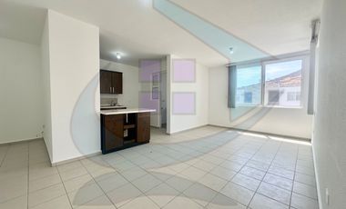 VENTA DEPARTAMENTO PRIMER NIVEL PRIVADA CON ALBERCA VIÑEDOS QUERÉTARO