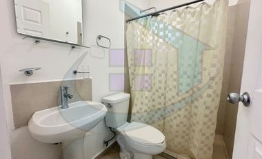 VENTA DEPARTAMENTO PRIMER NIVEL PRIVADA CON ALBERCA VIÑEDOS QUERÉTARO