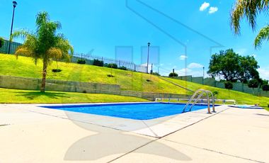 VENTA DEPARTAMENTO PRIMER NIVEL PRIVADA CON ALBERCA VIÑEDOS QUERÉTARO