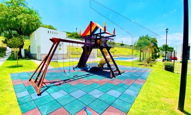 VENTA DEPARTAMENTO PRIMER NIVEL PRIVADA CON ALBERCA VIÑEDOS QUERÉTARO