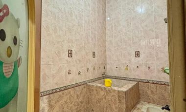 Dijual cepat, rumah siap huni,  lokasi strategis di Gresik kota baru  Satu kawasan dengan GresMall