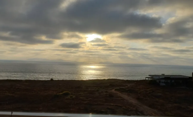 DEPARTAMENTO AMUEBLADO EN RENTA  FRENTE AL MAR