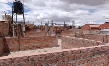 VENTA DE CASA AMPLIA EN JULIACA – URB. DON CARLOS