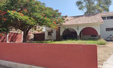 Venta casa como terreno  Urb. San Eduardo Piura 1,300m2 $800,000 negociables