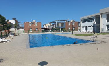 CASA EN VENTA CONDOMINIO ANTARES DE PARQUES DEL CHIPE – PIURA S/. 350,000
