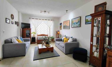 CASA EN VENTA EN EL VALLE DE LOS CHILLOS SECTOR CAPELO